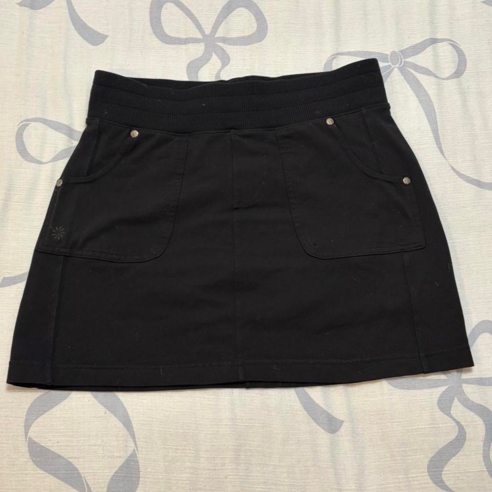 Classic Black Athleta Women's Skirt